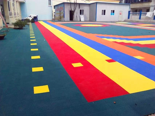 �׃��@�ذ�